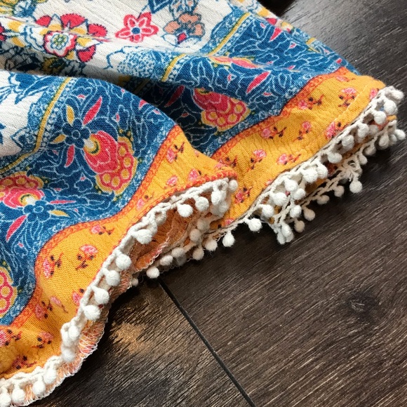 Skylar & Jade Woman’s Relax Fit Hippie Style Floral Blouse Flare Top Size 2X - Picture 4 of 4